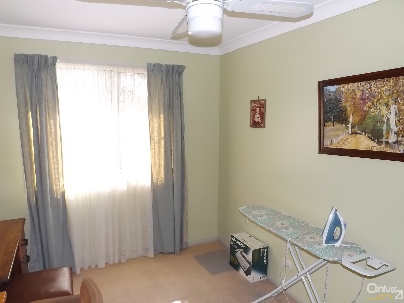 22 Mack Street, Esk QLD 4312