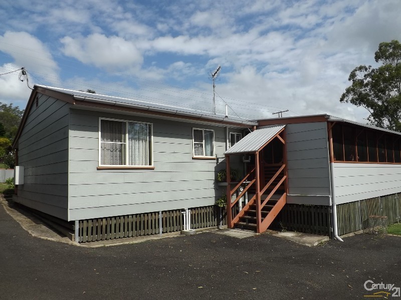 22 Mack Street, Esk QLD 4312