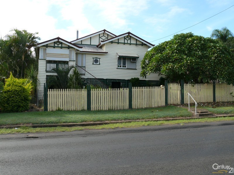 18  Park Street, Lowood QLD 4311