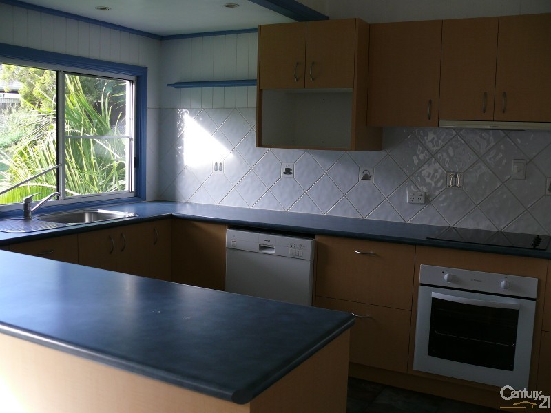 18  Park Street, Lowood QLD 4311