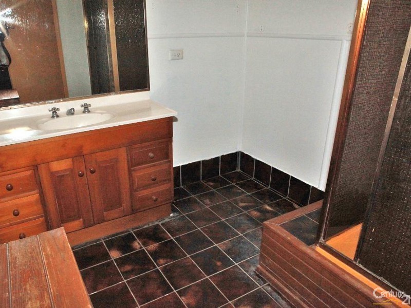 36 Burns Street, Fernvale QLD 4306