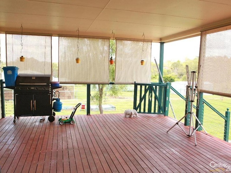 15 Pats Rd, Plainland QLD 4341