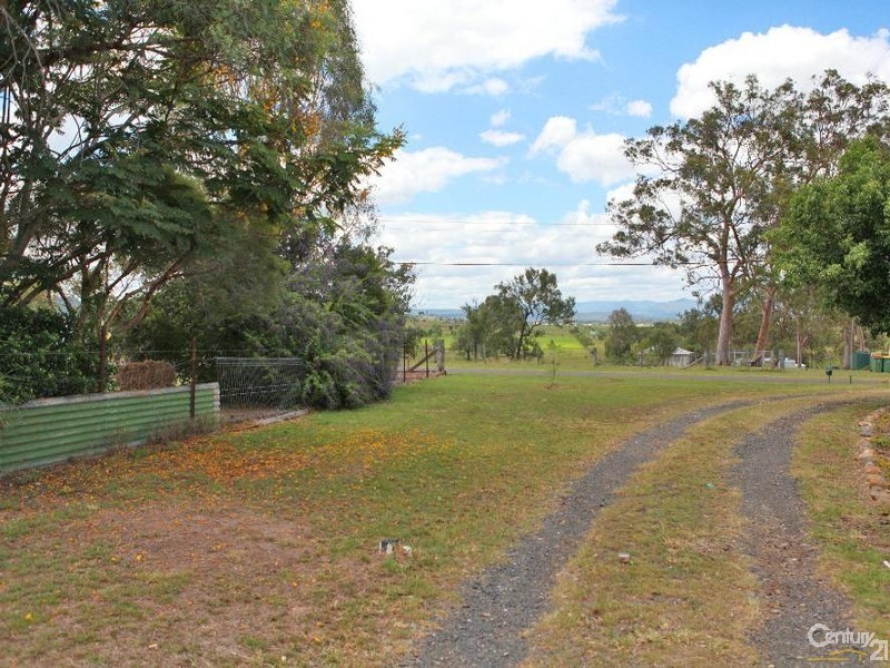 15 Pats Rd, Plainland QLD 4341