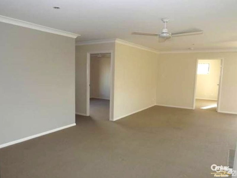 38 Bray Street, Lowood QLD 4311