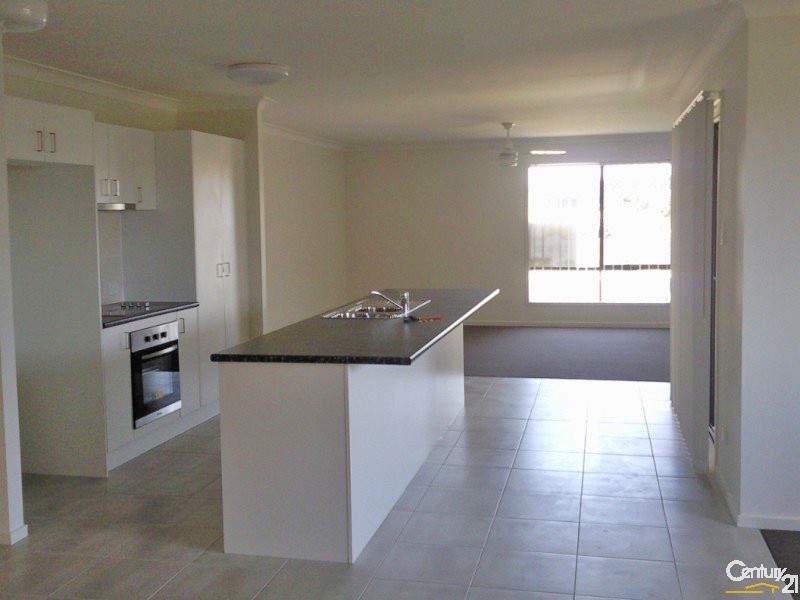 17 Sea Eagle Drive, Lowood QLD 4311