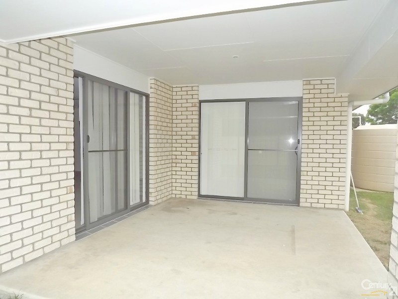 11 Williams St, Lowood QLD 4311