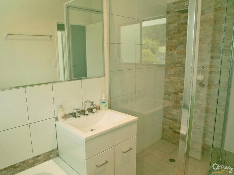 314 Edinburgh Drive, Mount Hallen QLD 4312