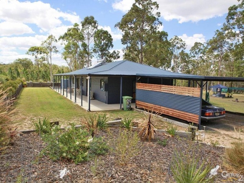 314 Edinburgh Drive, Mount Hallen QLD 4312