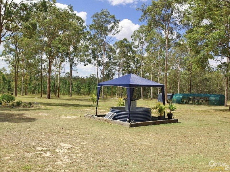 314 Edinburgh Drive, Mount Hallen QLD 4312