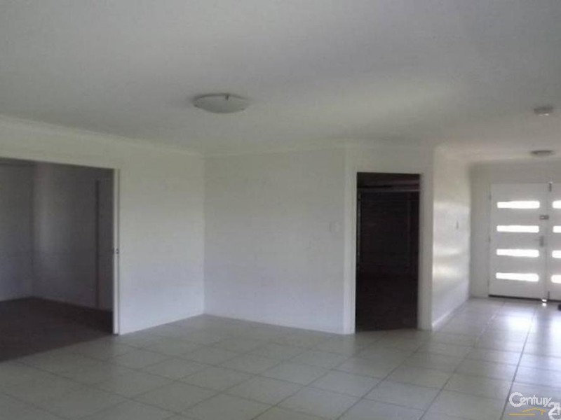 1 Oxford Crt, Laidley QLD 4341