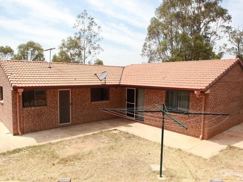 101 Australia II Drive, Kensington Grove QLD 4341