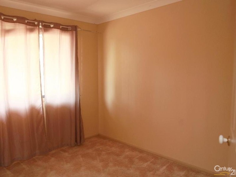 101 Australia II Drive, Kensington Grove QLD 4341