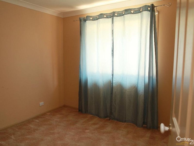 101 Australia II Drive, Kensington Grove QLD 4341