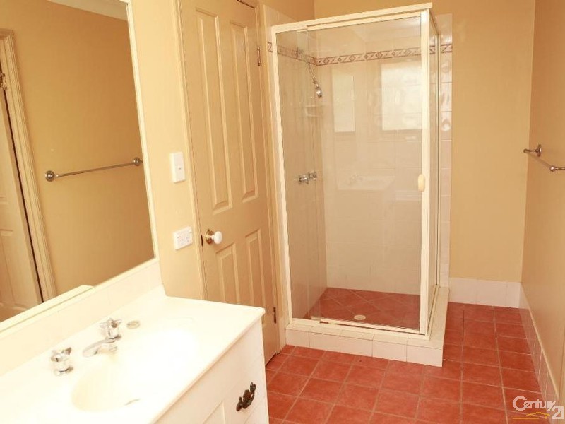 101 Australia II Drive, Kensington Grove QLD 4341