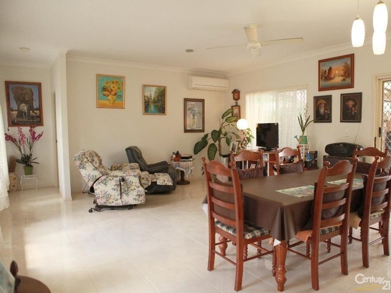 52 Elkhorn St, Fernvale QLD 4306