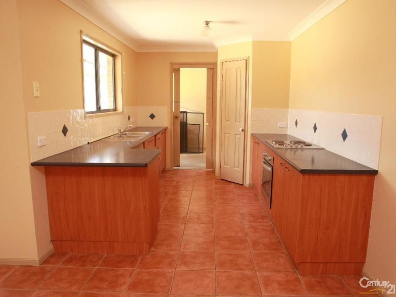 101 Australia II Drive, Kensington Grove QLD 4341