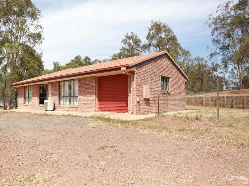 101 Australia II Drive, Kensington Grove QLD 4341