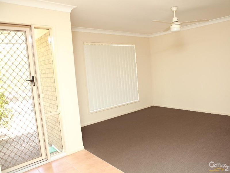 22 Bolingbroke St, Fernvale QLD 4306