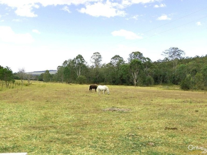 37 Long Gully Rd, Summerholm QLD 4341