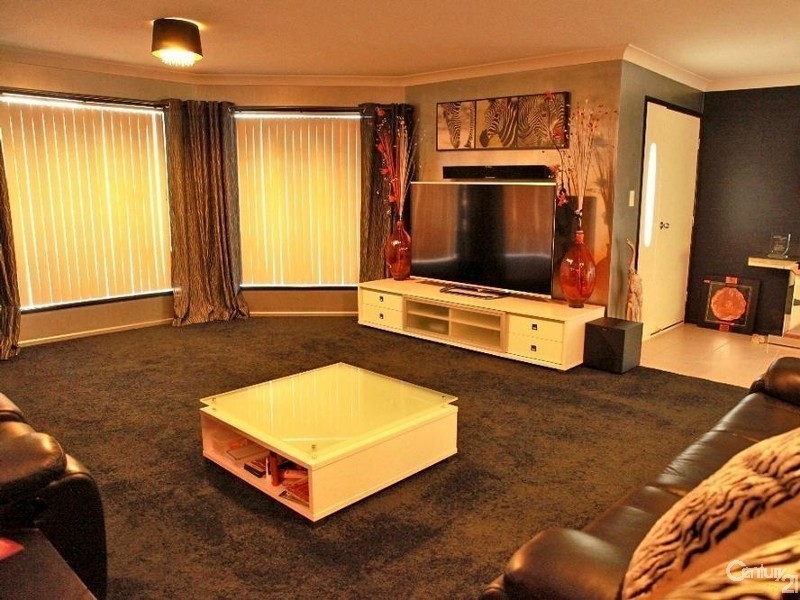 4 Cockatoo Drive, Adare QLD 4343