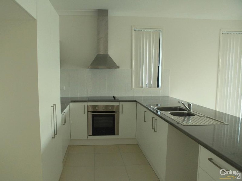 68 Carmichael Dr, Adare QLD 4343