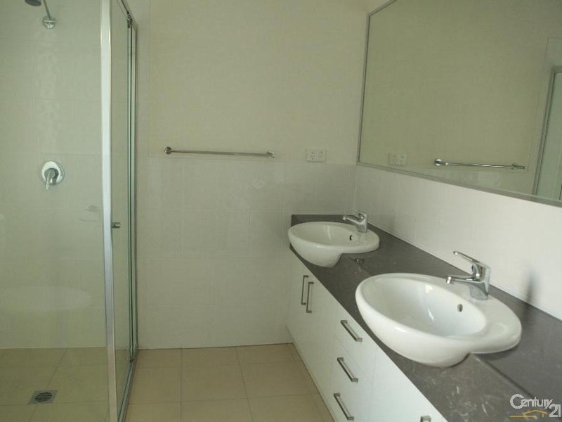 68 Carmichael Dr, Adare QLD 4343