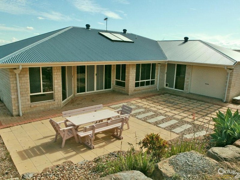 6 Overton Place, Fernvale QLD 4306