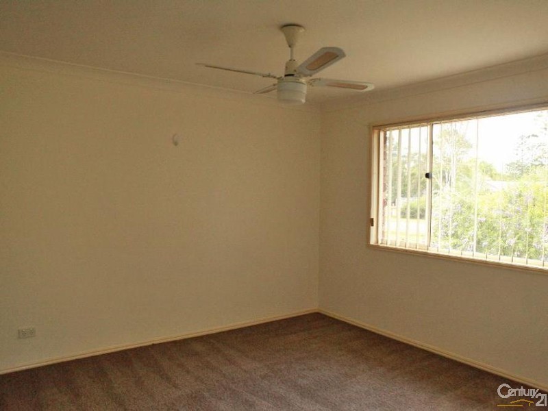 26 Clive St, Fernvale QLD 4306