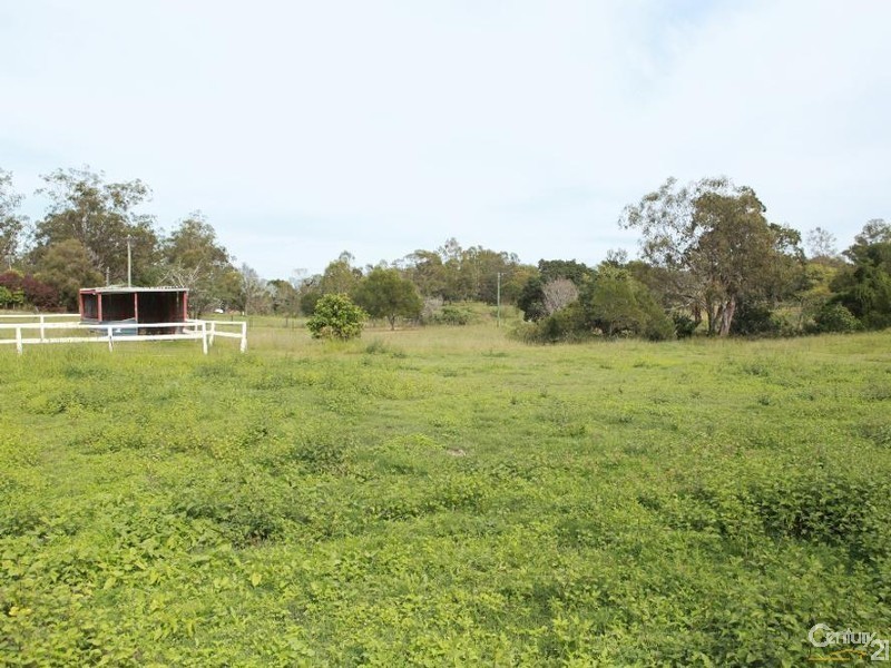 26 Clive St, Fernvale QLD 4306