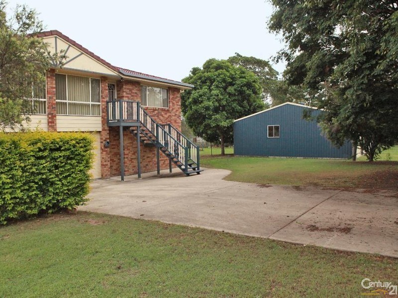 26 Clive St, Fernvale QLD 4306