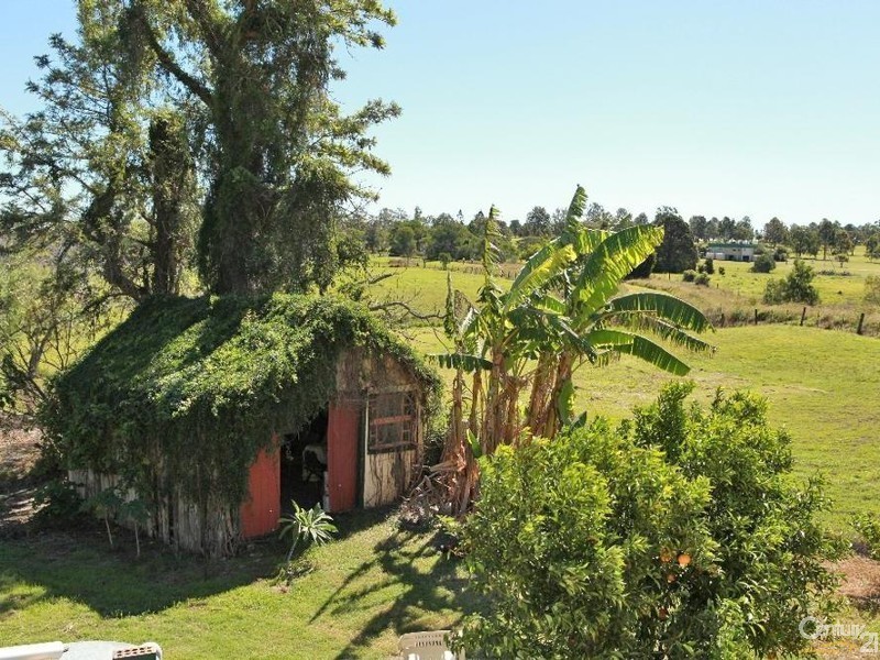 3 Short St, Lowood QLD 4311