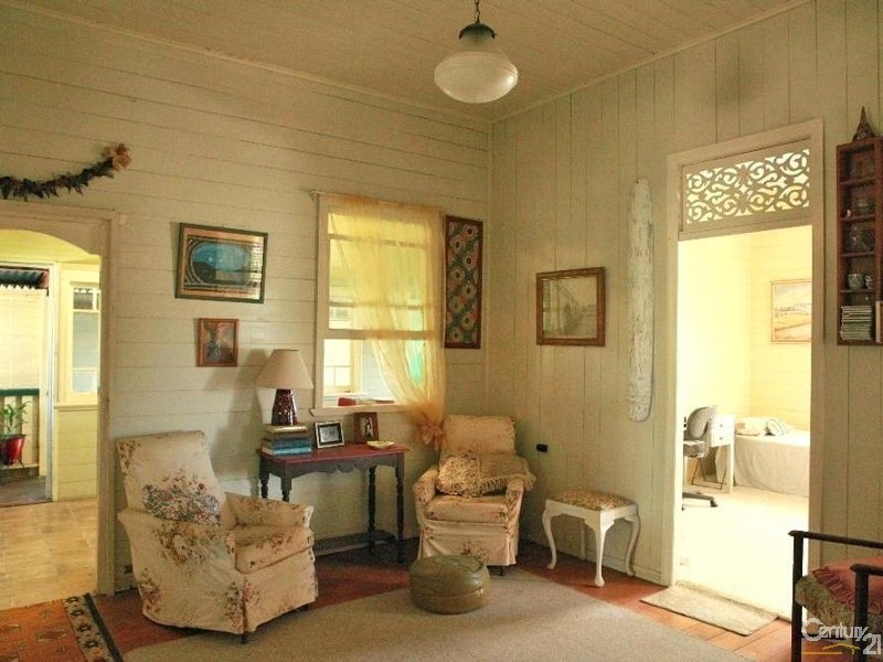 3 Short St, Lowood QLD 4311