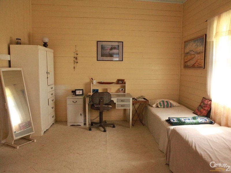 3 Short St, Lowood QLD 4311