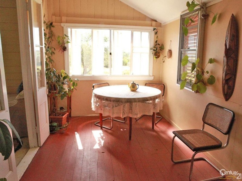 3 Short St, Lowood QLD 4311