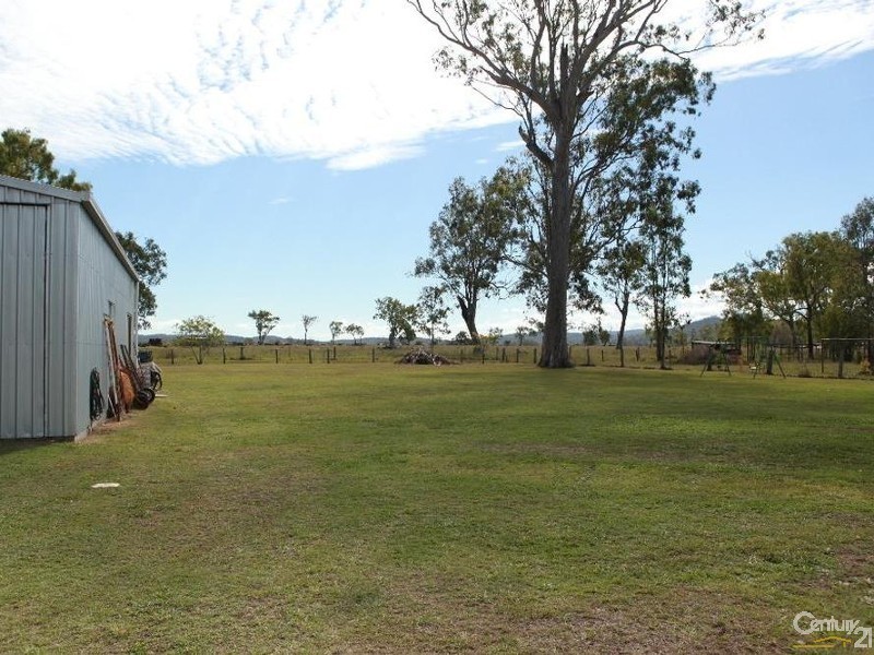 17 Schmidt Rd, Fernvale QLD 4306