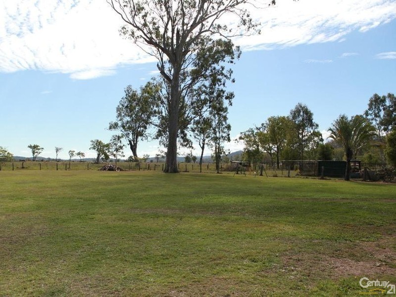 17 Schmidt Rd, Fernvale QLD 4306