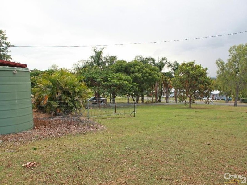 13 Pelican Dr, Laidley Heights QLD 4341