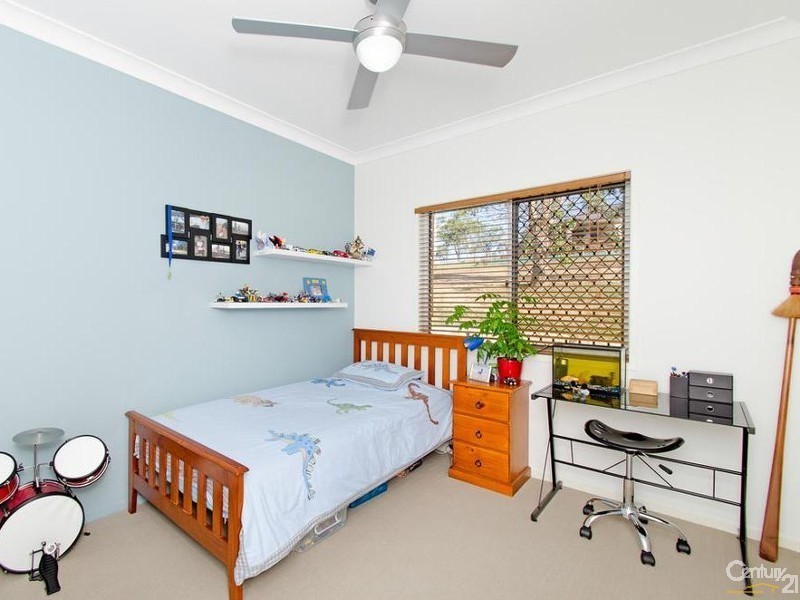 25 Robyn Tce, Fernvale QLD 4306