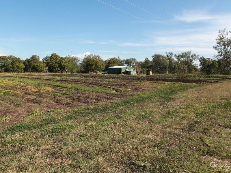 82 Patrick Estate Rd, Lowood QLD 4311