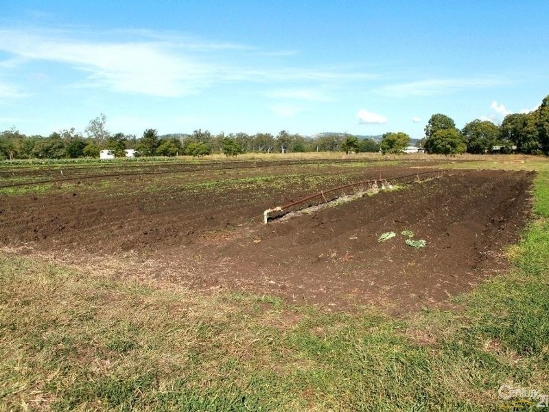 82 Patrick Estate Rd, Lowood QLD 4311