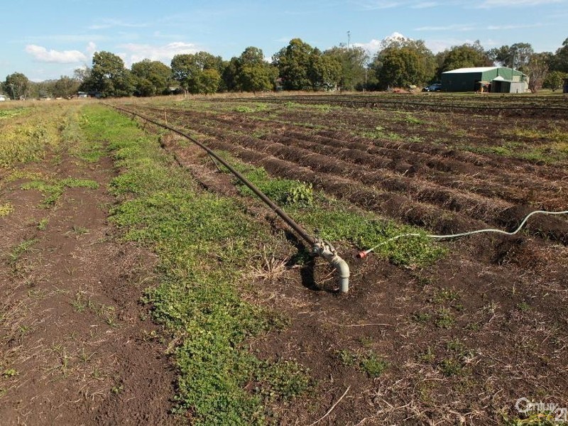 82 Patrick Estate Rd, Lowood QLD 4311