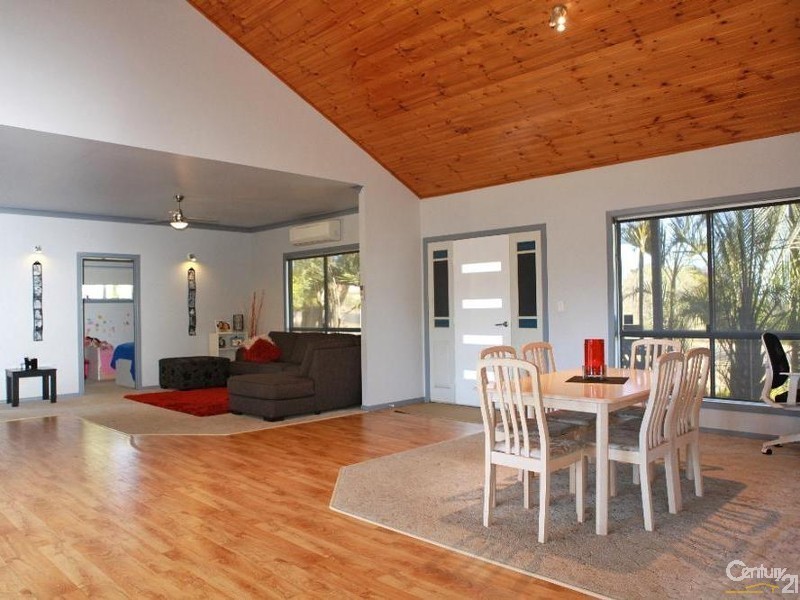 51 Marsilea Rd, Fernvale QLD 4306