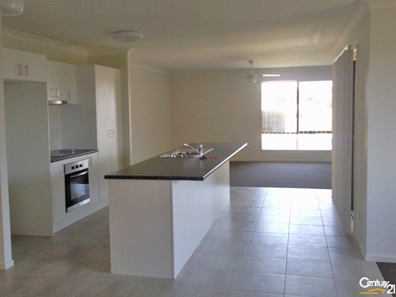 17 Sea Eagle Drive, Lowood QLD 4311