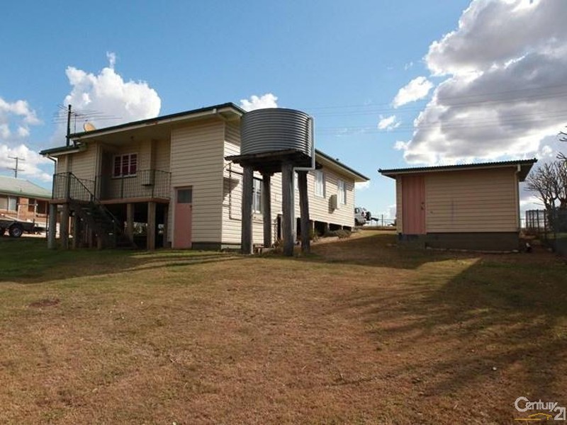 146 Main St, Lowood QLD 4311