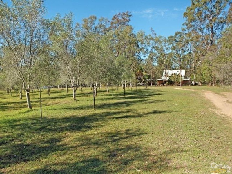 249 Willaura Drive, Mount Hallen QLD 4312