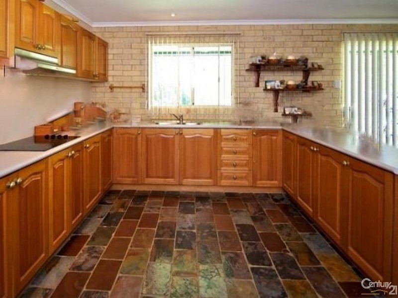 249 Willaura Drive, Mount Hallen QLD 4312