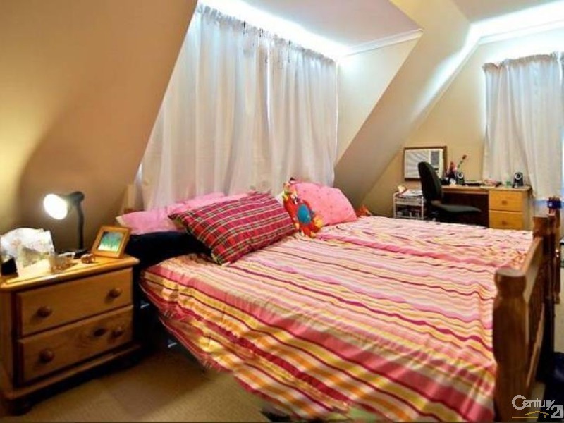 249 Willaura Drive, Mount Hallen QLD 4312