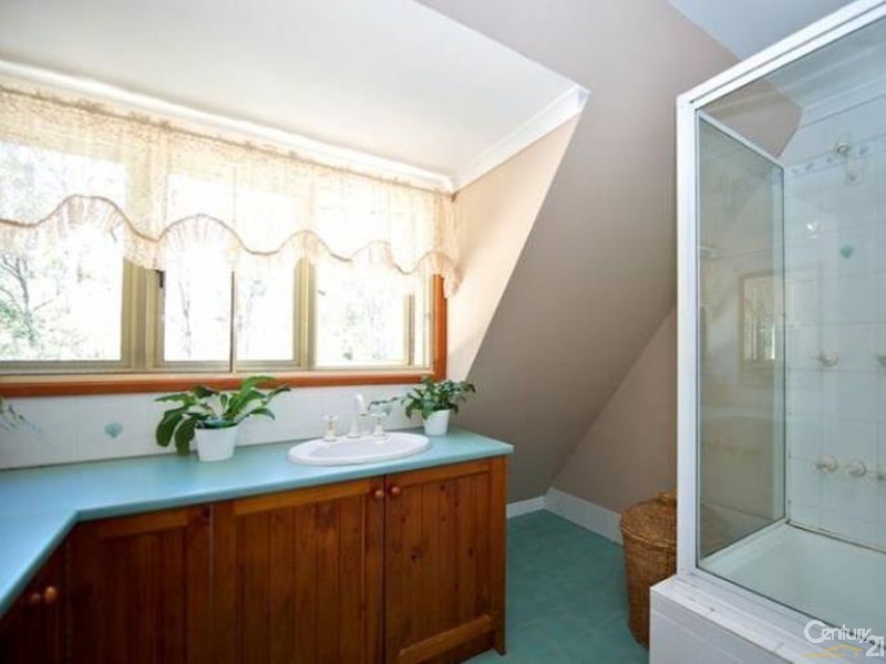 249 Willaura Drive, Mount Hallen QLD 4312