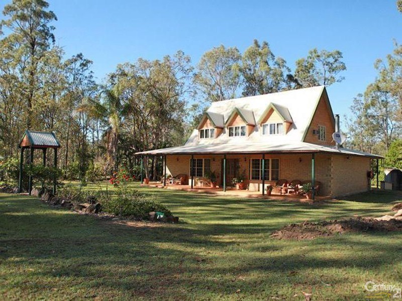 249 Willaura Drive, Mount Hallen QLD 4312