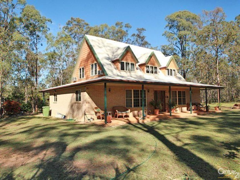 249 Willaura Drive, Mount Hallen QLD 4312